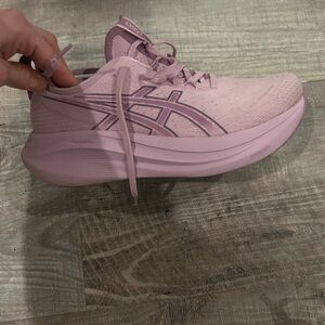 Asics Women's Gel Nimbus 27